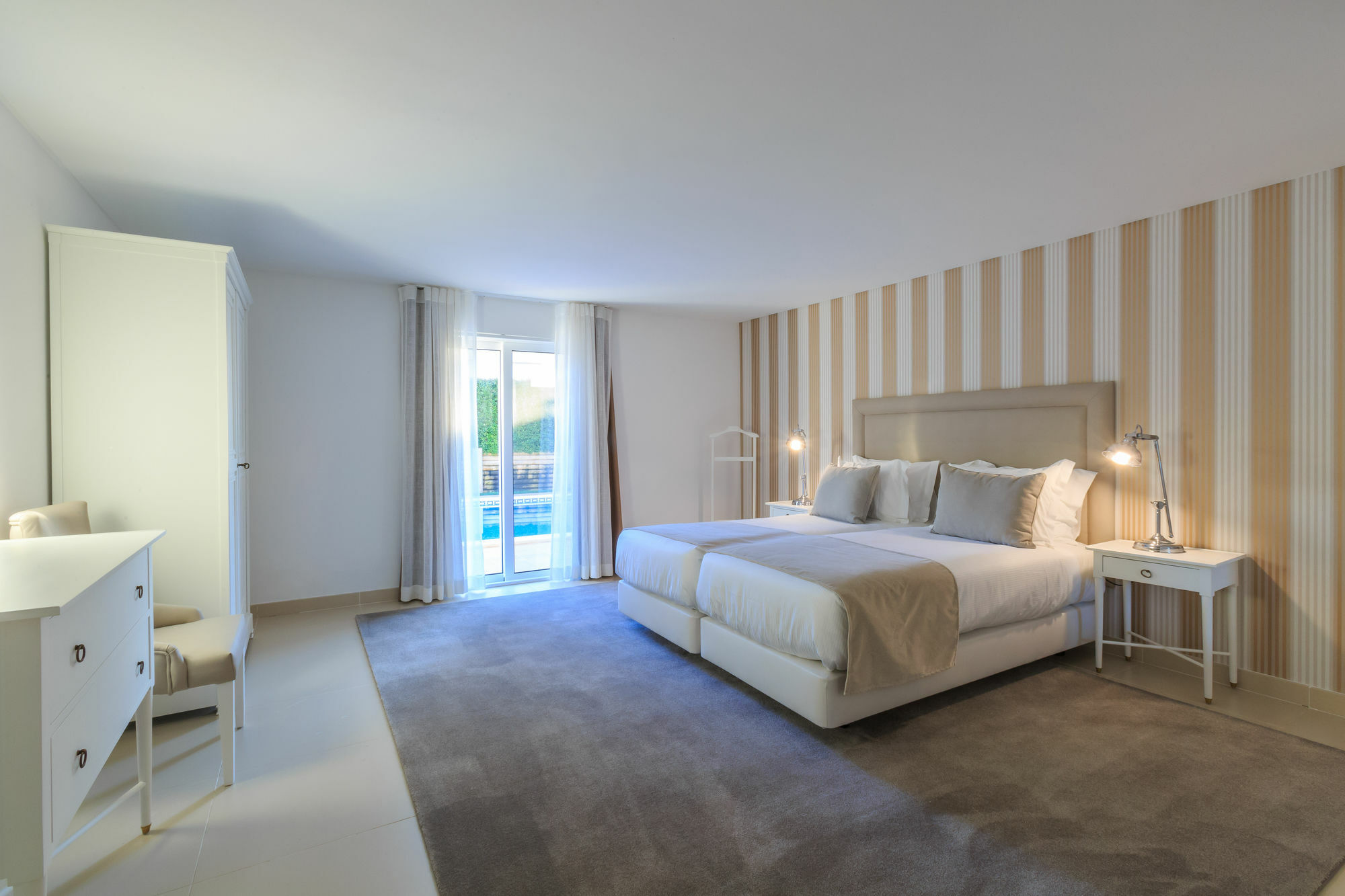 The Crest Hotel อัลมันซิล ภายนอก รูปภาพ